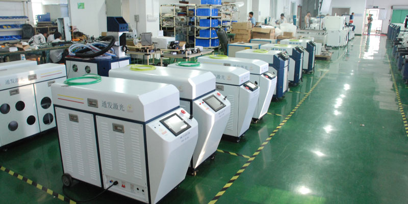 通發激光TFL-80PF<a href='http://www.jiaguwen.cc/product/2.htm' class='text_a'>光纖<a href='http://www.jiaguwen.cc' class='text_a'>激光焊接機</a></a>
