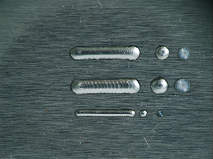 <a href='http://www.jiaguwen.cc/product/3.htm' class='text_a'>模具激光焊機(jī)</a>修復(fù)鏡面模具效果
